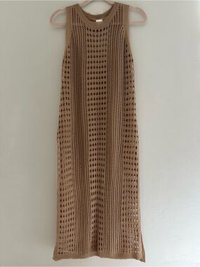 Lightweight women’s beach cover up dress in size M, tan color